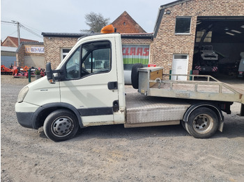 Mini tegljač IVECO Daily 35c18