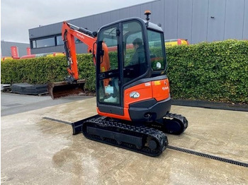 Mini bager KUBOTA U27-4
