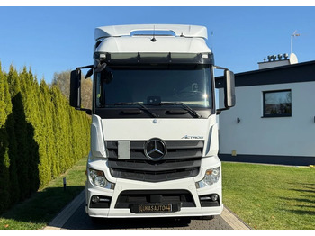 Tegljač Mercedes-Benz ACTROS 1845: slika 2