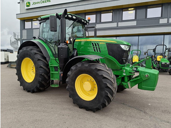 Traktor JOHN DEERE 6215R