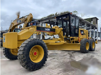 Grejder CATERPILLAR 140H