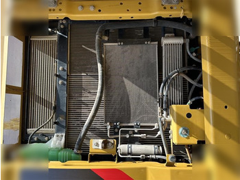 Bager guseničar CATERPILLAR 320: slika 5