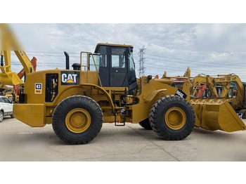 Utovarivač točkaš CATERPILLAR 966