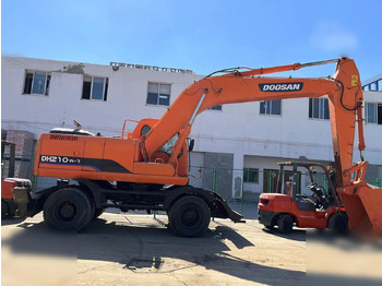 Bager točkaš DOOSAN DH210W-7