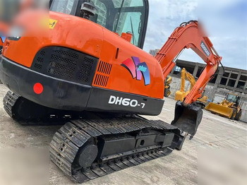 Bager guseničar DOOSAN DH60-7: slika 3