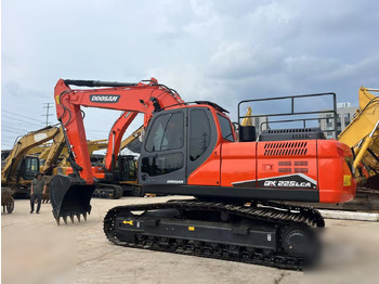 Bager guseničar DOOSAN DX225LC