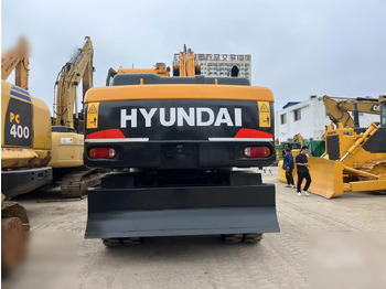 Bager točkaš HYUNDAI ROBEX 210W-9: slika 2