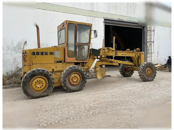 Grejder KOMATSU
