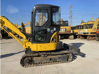 Mini bager KOMATSU PC35MR-2
