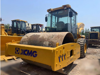 Valjak XCMG XS223J