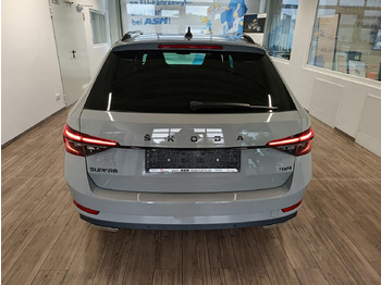 Karavan Skoda Superb Combi Sportline 2.0TSI DSG4x4*AHK*DCC*ACC: slika 5