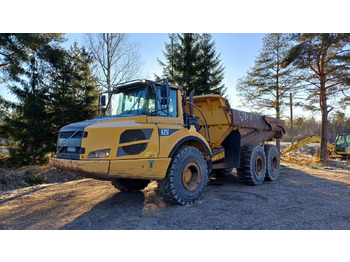 Zglobni kiper VOLVO A25F