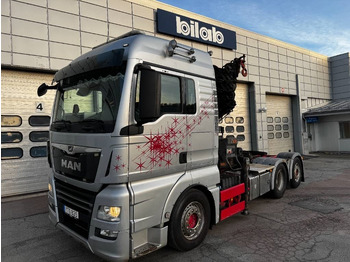 Kamion sa dizalicom MAN TGX 26.500