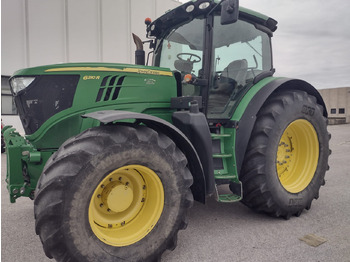 Traktor JOHN DEERE 6210R