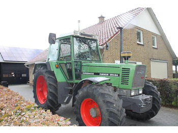 Traktor FENDT