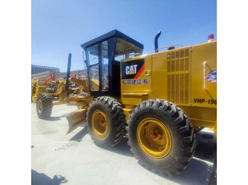 Grejder CATERPILLAR 140H