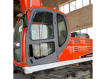 Bager DOOSAN DX260