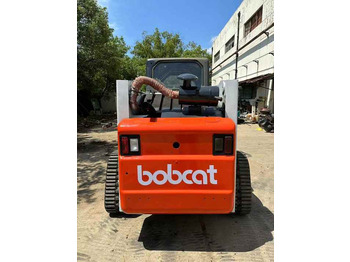 Mini utovarivač Used Heavy Construction Equipment Crawler bobcat T864 Second Hand Smaller Skid Steers Used Machine for Sale [ Copy ]: slika 3