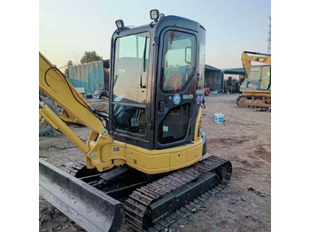 Bager KOMATSU PC35MR-2