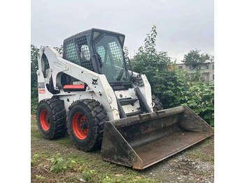 Mini utovarivač BOBCAT S300
