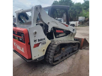 Utovarivač točkaš BOBCAT T590