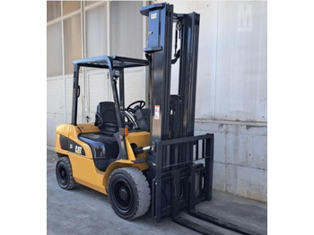 Dizel viljuškar Caterpillar: slika 2