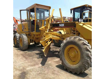 Grejder CATERPILLAR 140K
