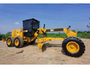 Grejder CATERPILLAR 140K