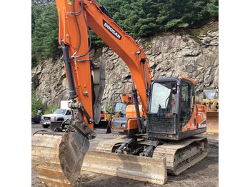Bager guseničar DOOSAN DX140