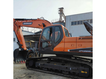 Used Excavator Doosan DX225LC-9 Excavators Mini Equipment Earth Moving Machinery Doosan Digger Excavator for Sale Used Excavator Doosan DX225LC-9 Excavators Mini Equipment Earth Moving Machinery Doosan Digger Excavator for Sale: slika 3