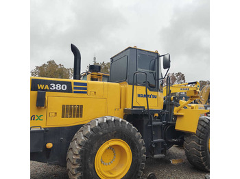 Utovarivač točkaš KOMATSU WA380-3