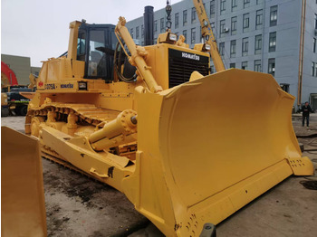 Buldožer KOMATSU
