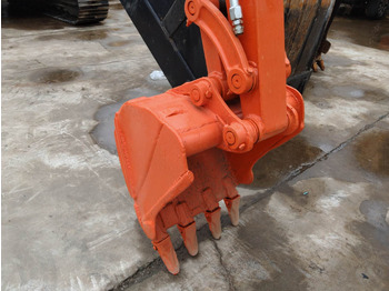 Mini bager KUBOTA U35: slika 3