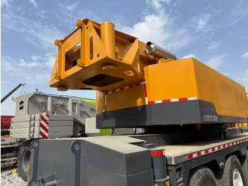 Pokretni kran XCMG XCA260