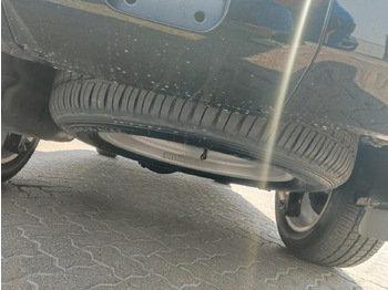 Automobil novi Toyota Land Cruiser VXR: slika 4 Automobil novi Toyota Land Cruiser VXR: slika 4