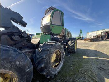 Kombajn za šumarstvo JOHN DEERE