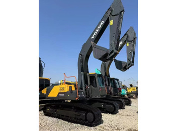 Bager guseničar VOLVO EC240: slika 2
