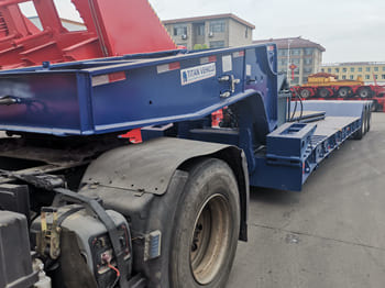 Niska poluprikolica za prevoz TITAN 80 Ton Lowboy Semi Trailer for Sale in Tanzania: slika 3