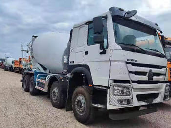 Kamion SINOTRUK