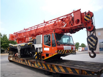 Pokretni kran TEREX