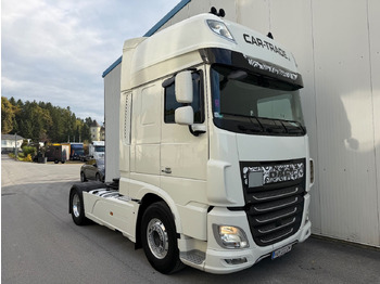 Tegljač DAF XF 530  Vollausstattung Vollluft 2l-Hydraulik: slika 2