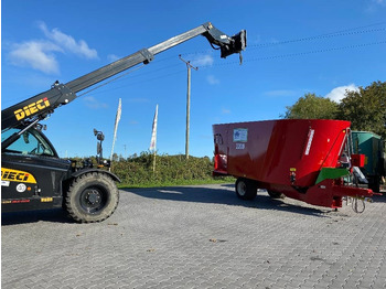 BvL Futtermischwagen  BvL Futtermischwagen: slika 3