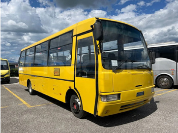Školski autobus IVECO