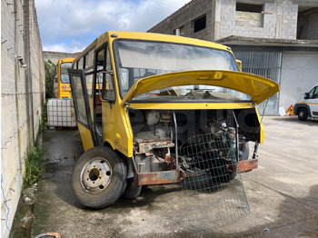Školski autobus IVECO