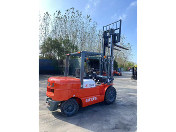 HELI k50 used diesel forklift Customizable mast clamps HELI k50 used diesel forklift Customizable mast clamps: slika 4