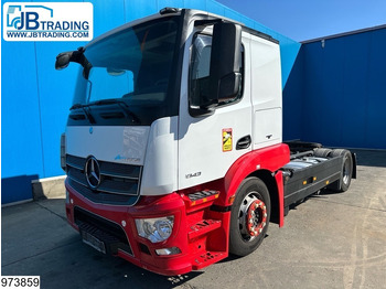 Tegljač MERCEDES-BENZ Actros 1843
