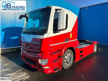 Tegljač MERCEDES-BENZ Actros 1843