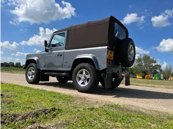 Automobil LAND ROVER