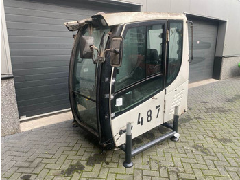 Kabina i enterijer LIEBHERR