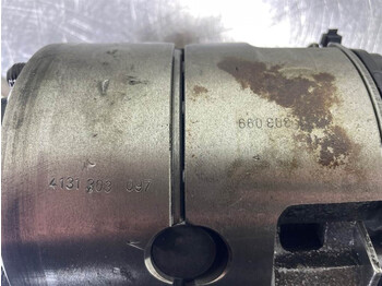 Osovina i delovi za Građevinska mašina Schaeff SKL853-ZF AP-R735/P4-4131303097-Differential: slika 4